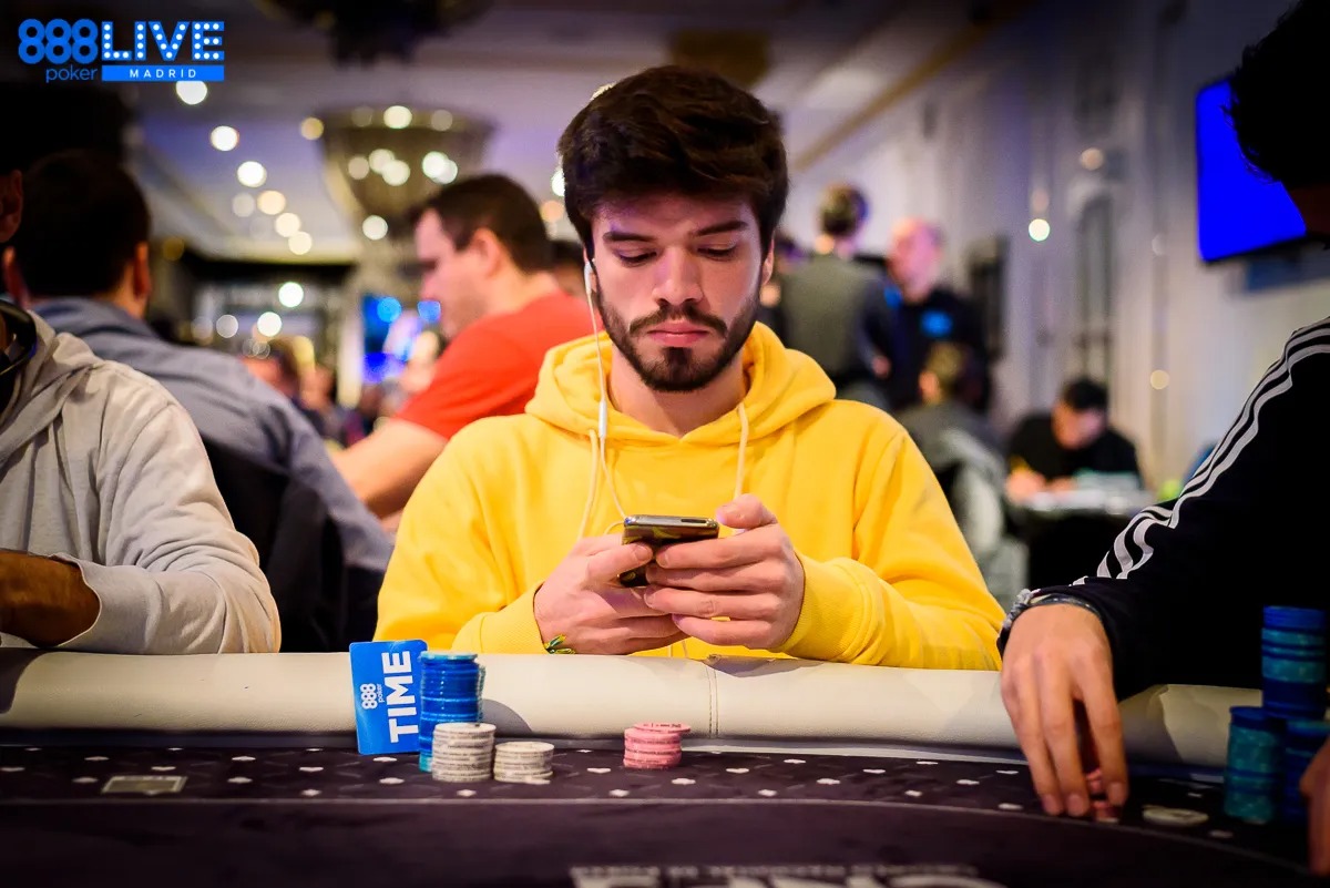 Top 5 motive șocant de sincere pentru care pierzi la poker!